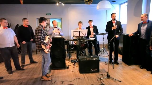 Мужчины «БАНЗАЙ» поздравляют девушек «БАНЗАЙ» с Международным женским днём смотреть онлайн