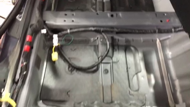 Штатная шумоизоляция Киа Сид не справляется с количеством шума, рвущимся в салон автомобиля смотреть онлайн