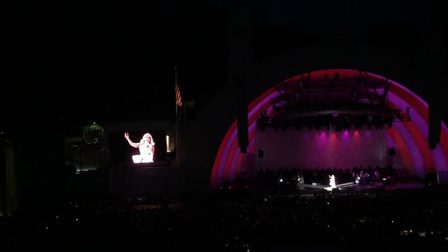 Lady Gaga- La Vie En Rose- Hollywood Bowl 5/31/15 смотреть онлайн