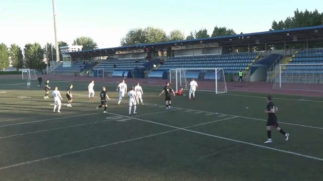 Чемпионата СПб по футболу 8х8 | Хайденхайм - Проект 111 смотреть онлайн