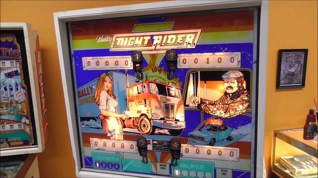 Repairing The Backglass Of Bally's 1976 NIGHT RIDER E.M. Pinball Machine - Heavily Damaged Paint ! смотреть онлайн