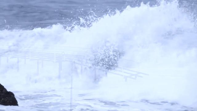 Стихи о любви "Как будто в бурях" смотреть онлайн