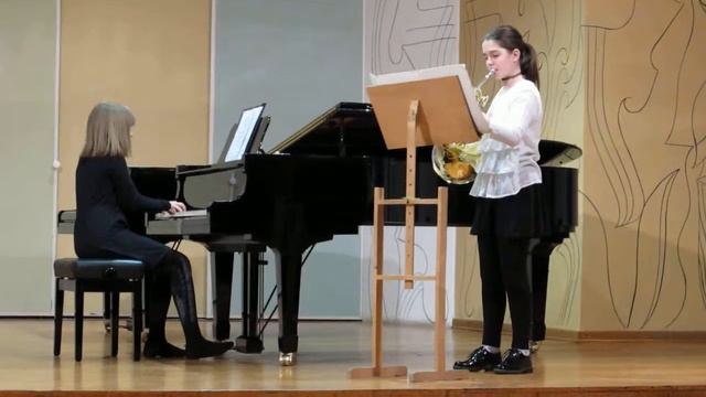 Tijana (10) klavir i Tamara (11) horna - Melodija za hornu i klavir смотреть онлайн