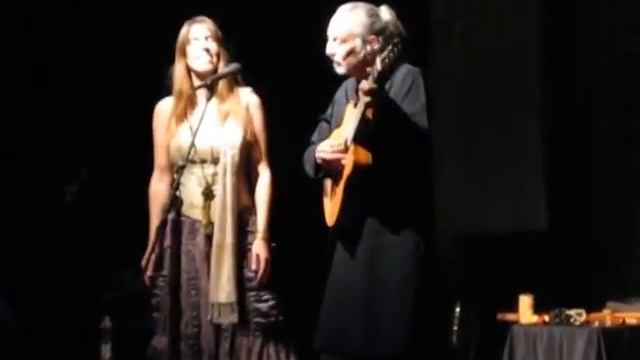 Deva Premal and Mitten with Manose~London concert-2012 смотреть онлайн