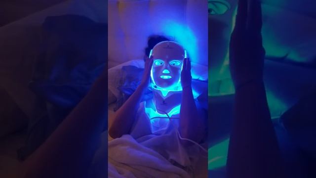 Led light therapy mask beauty review how to use funny смотреть онлайн