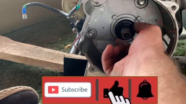 How to replace a leaking oil seal generator смотреть онлайн