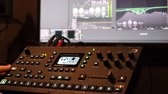 March 7 2023 (octatrack beat slicing, piano, ableton) смотреть онлайн