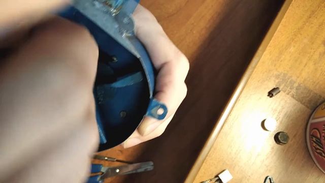 RC СНЕГОУБОРЩИК СВОИМИ РУКАМИ! DIY Snow blower смотреть онлайн