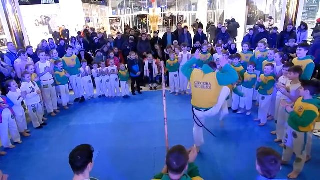 Капоэйра Чернигов Трц Голивуд смотреть онлайн