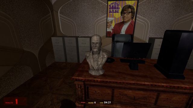 Garry's Mod Prop Hunt Funny Moments! - DJ Space Invader!, Sittin' on the Toilet, and Sneaky Bananas смотреть онлайн