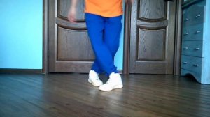 УЧИМ САМЫЕ ПРОСТЫЕ БАЗОВЫЕ ДВИЖЕНИЯ НОГАМИ ДЛЯ НОВИЧКОВ! ТАНЦЫ ДЛЯ ВЗРОСЛЫХ С НУЛЯ ДОМА.