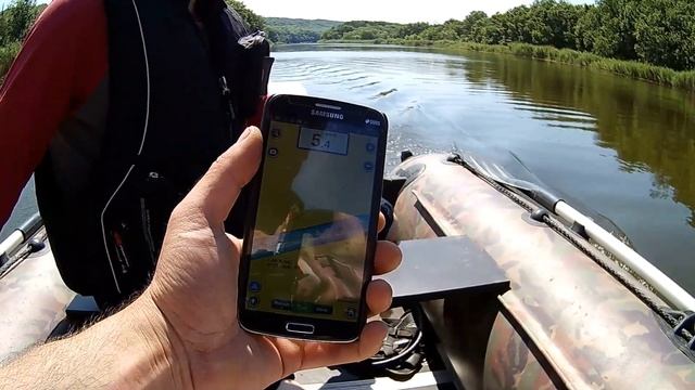 Johnson против Evinrude - Килевая КОЛИБРИ против плоскодонки БАРК смотреть онлайн