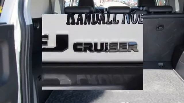 2009 TOYOTA FJ Cruiser RWD 4dr Auto смотреть онлайн