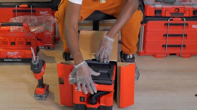 Milwaukee M18 Hackzall & M18 Packout Vacuum Unboxing смотреть онлайн
