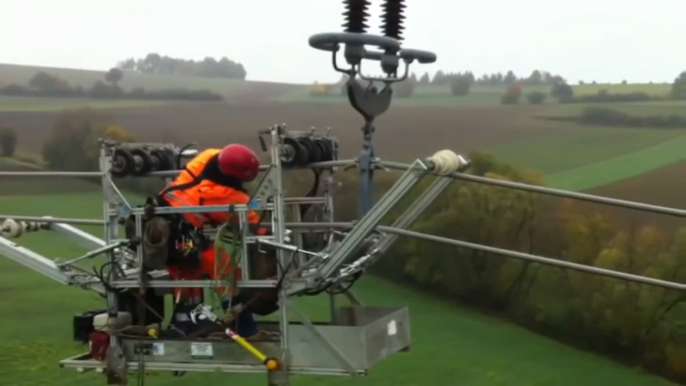 Мото Люлька для обслуживания ЛЭП напряжением 330 кВ