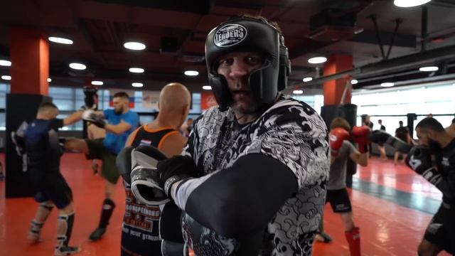 Емельяненко - Дацик. Возвращение в форму самого скандального бойца России смотреть онлайн