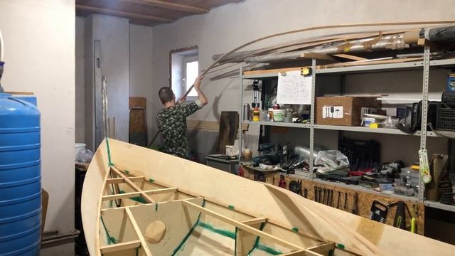 "Яхта" в гараже часть 4 (Argie 15 dinghy build part 4) смотреть онлайн