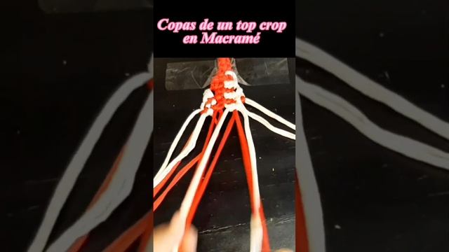 Como hacer la copa de un TOP CROP en Macramé смотреть онлайн