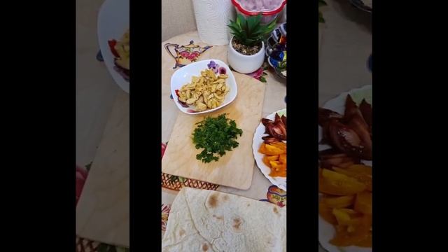 Как приготовить шаурму из курицы. смотреть онлайн
