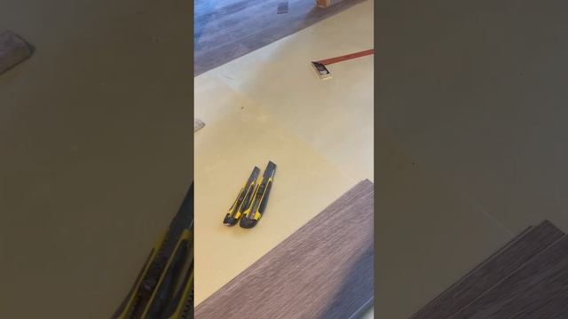 Минимальный набор для укладки ламината.