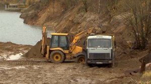 Испытания экскаваторов-погрузчиков