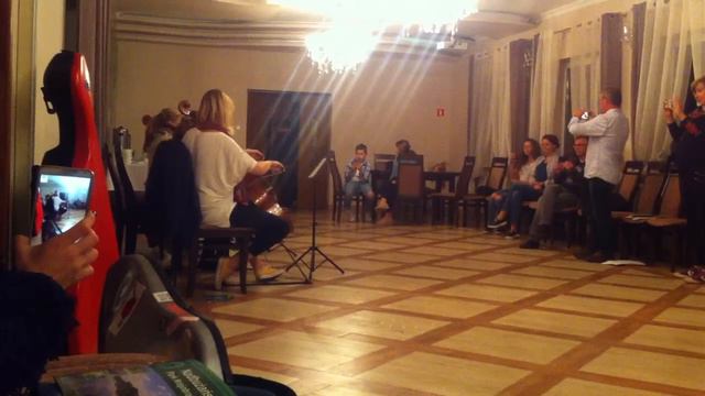 Музичний дарунок до дня незалежності смотреть онлайн