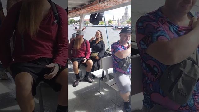 Здоровая рыба в реке Бангкока. Таиланд, прогулочные катера и лодки смотреть онлайн