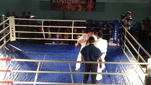 Бадасян Саак(Благовещенск) VS Золотухин Дмитрий(Чита) смотреть онлайн