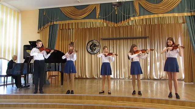 Скрипичный ансамбль "Дебют" Серж Де Карло "Румба" смотреть онлайн