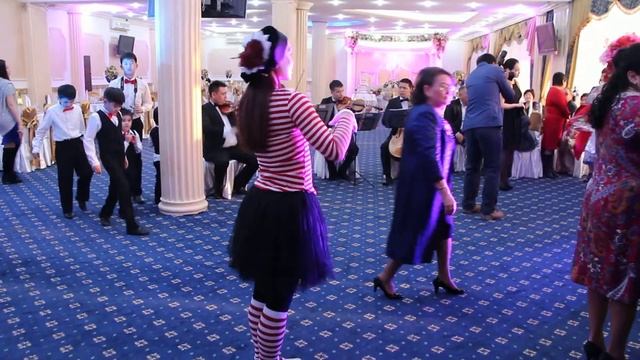 Встреча гостей. от агентства Diamante.kz смотреть онлайн