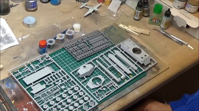 Italeri Sd. Kfz. 182 Tiger II Teil 1Einleitung смотреть онлайн