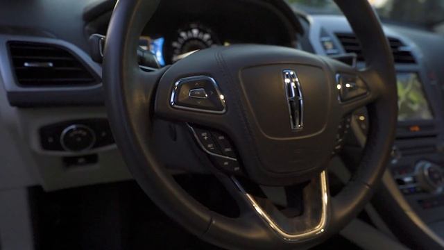 Lincoln MKZ HYBRID: идеальный Ford Fusion? смотреть онлайн