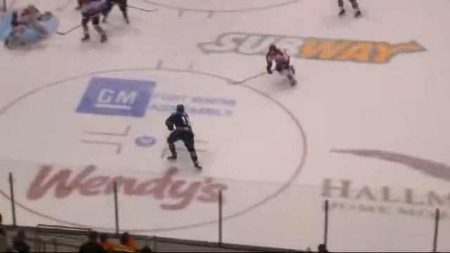 Martin Frk ties it смотреть онлайн