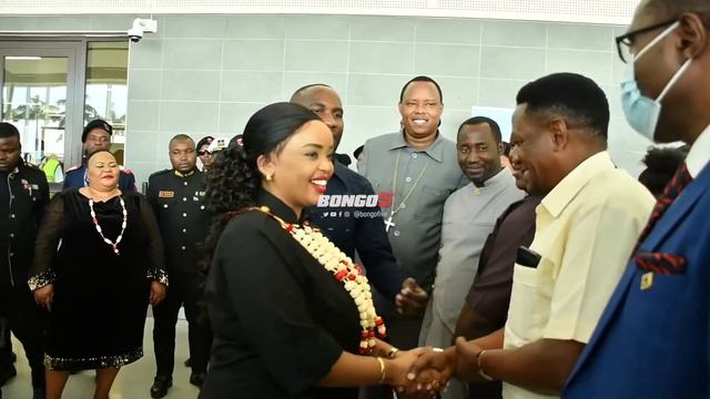 Nabii Billionaire Rev Lucy Natasha Awasili Bongo/AMPONGEZA RAIS SAMIA NTAMUOMBEA/MNA BAHATI смотреть онлайн