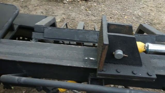 ПЕРВЫЙ ПУСК ГИДРОКОЛУНА ДЛЯ ТРАКТОРА Т-25/FIRST START-UP HYDROCOLUNA FOR THE T-25 TRACTOR смотреть онлайн