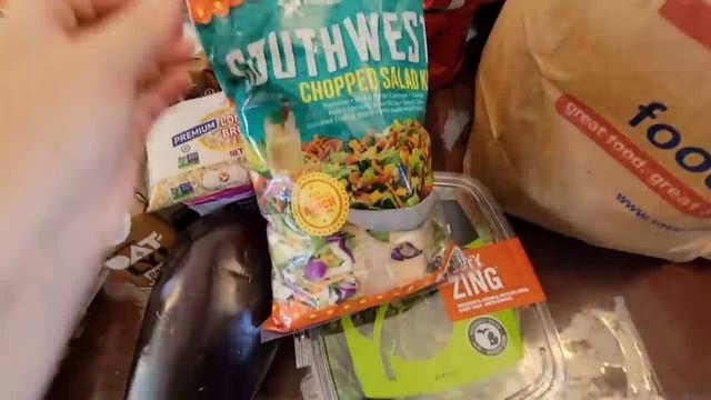 США БЕСПЛАТНЫЕ ПРОДУКТЫ НА 5 ЧЕЛОВЕК смотреть онлайн