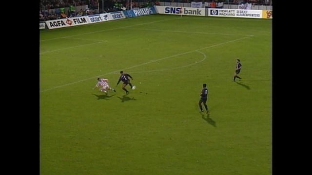 AFGETEKENDE ZEGE AJAX IN EINDHOVEN | PSV - Ajax (23-10-1994) | Highlights смотреть онлайн