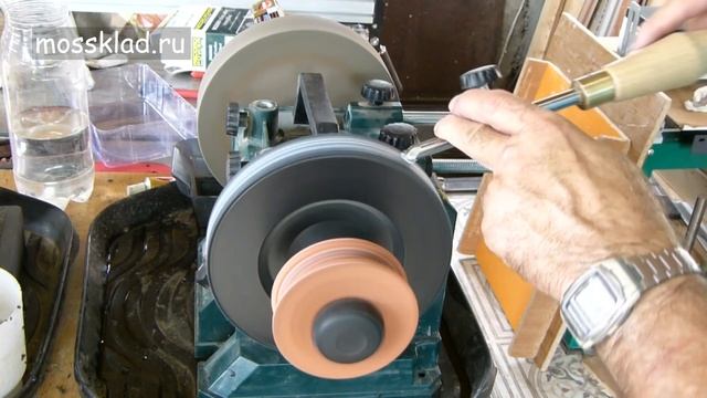 А как вы затачиваете токарные резцы по дереву? смотреть онлайн