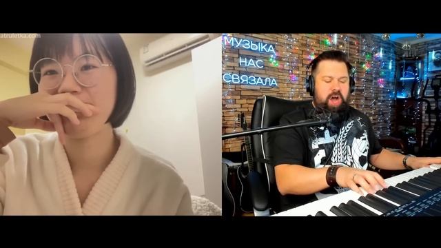 Пою ГИМН РОССИИ и СССР для РУССКИХ и ИНОСТРАНЦЕВ / Лучшие реакции ноябрь декабрь 2022 смотреть онлайн