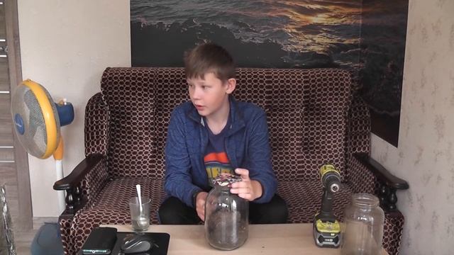 Я сделал террариум для медведки! смотреть онлайн
