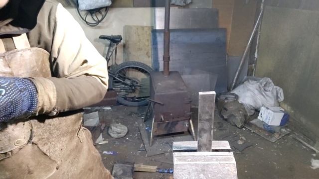 Сборка меча Гвен`нель часть вторая. Ножны. смотреть онлайн