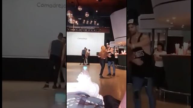 Felices los cuatro - Maluma смотреть онлайн