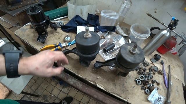 Установка кронштейнов после порошковой покраски - - Toyota Camry 50 2.5 2AR-FE АТ Часть 1... смотреть онлайн