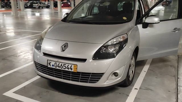 Renault Grand Scenik 1.5dci 2009 Огляд смотреть онлайн