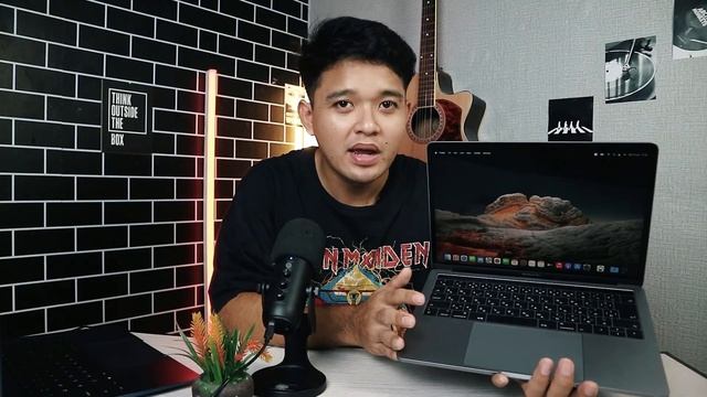 Review Pemakaian Macbook Pro 2016 13 Inch Touchbar Cuma 7 Juta смотреть онлайн