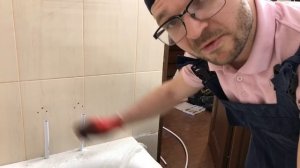 Установка ДЕШЁВОЙ ванны, если смеситель на стене. Как не купить Г?