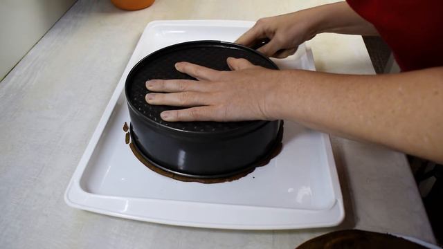 Zaboravite na rernu: Neverovatna čokoladna torta za 25 min jeftina,kremasta, topi se u ustima смотреть онлайн