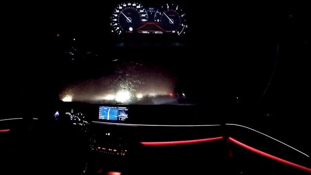 Entspannte Nachtfahrt bei Gewitter und Starkregen im BMW 530d смотреть онлайн