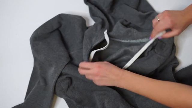 Обзор на СПОРТИВНЫЙ КОСТЮМ ЖЕНСКИЙ ТЁПЛЫЙ FUYUKAI MWT8004 СЕРЫЙ смотреть онлайн