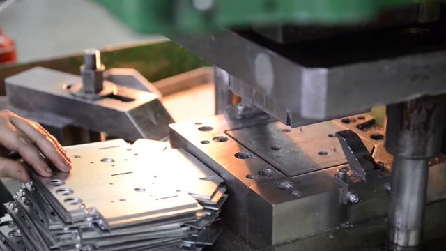 Как производят детали для дверей Эльбор смотреть онлайн